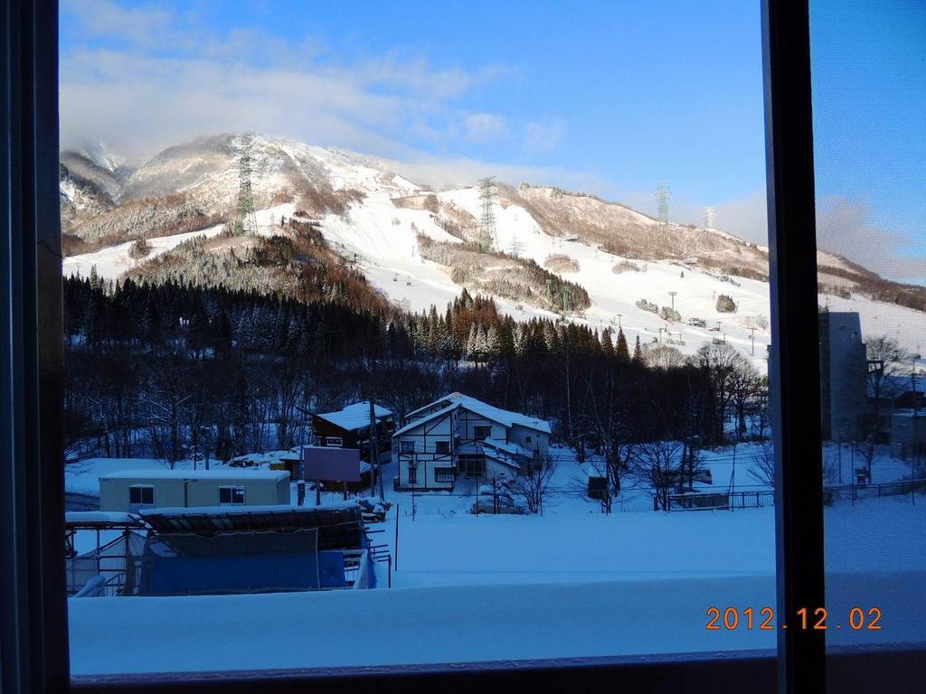 Naeba Lodge Oka Yuzawa  Zewnętrze zdjęcie