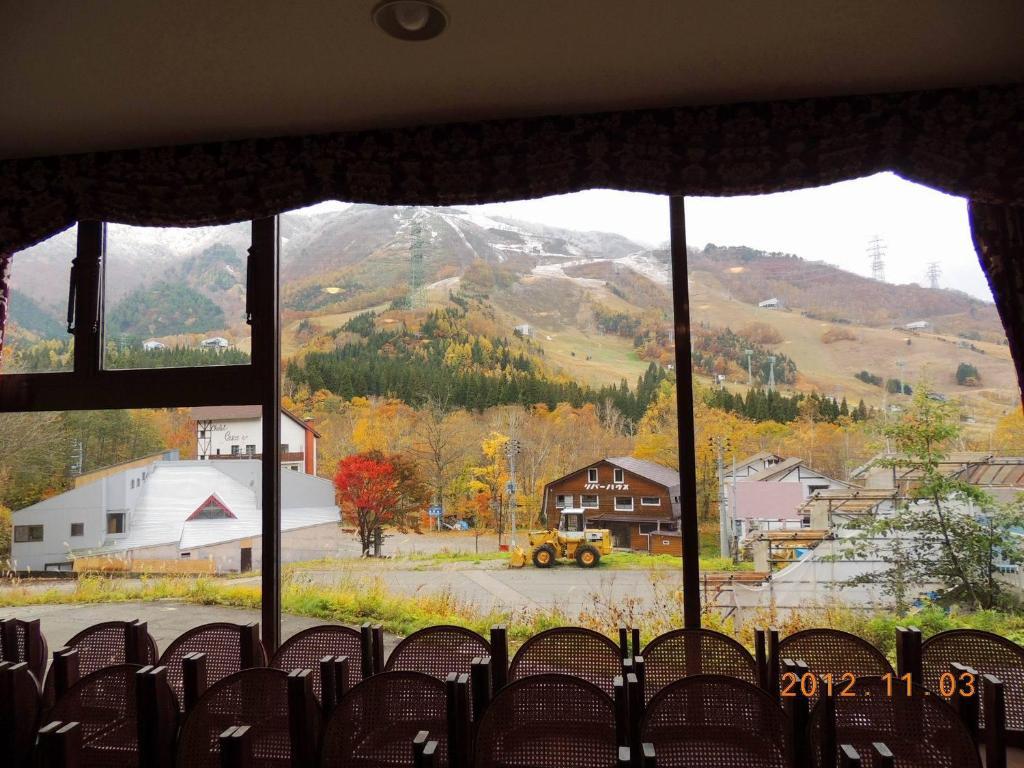 Naeba Lodge Oka Yuzawa  Zewnętrze zdjęcie