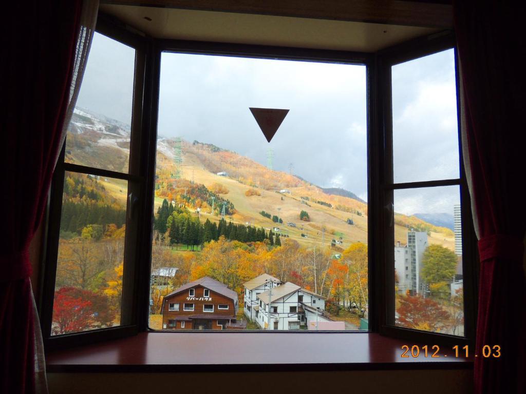 Naeba Lodge Oka Yuzawa  Zewnętrze zdjęcie